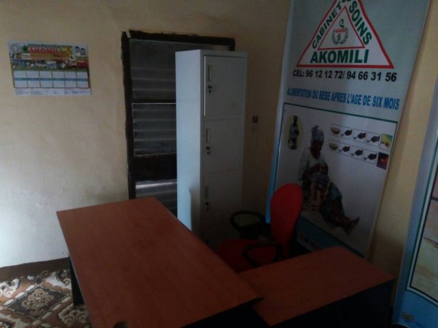 Cabinet Akomili